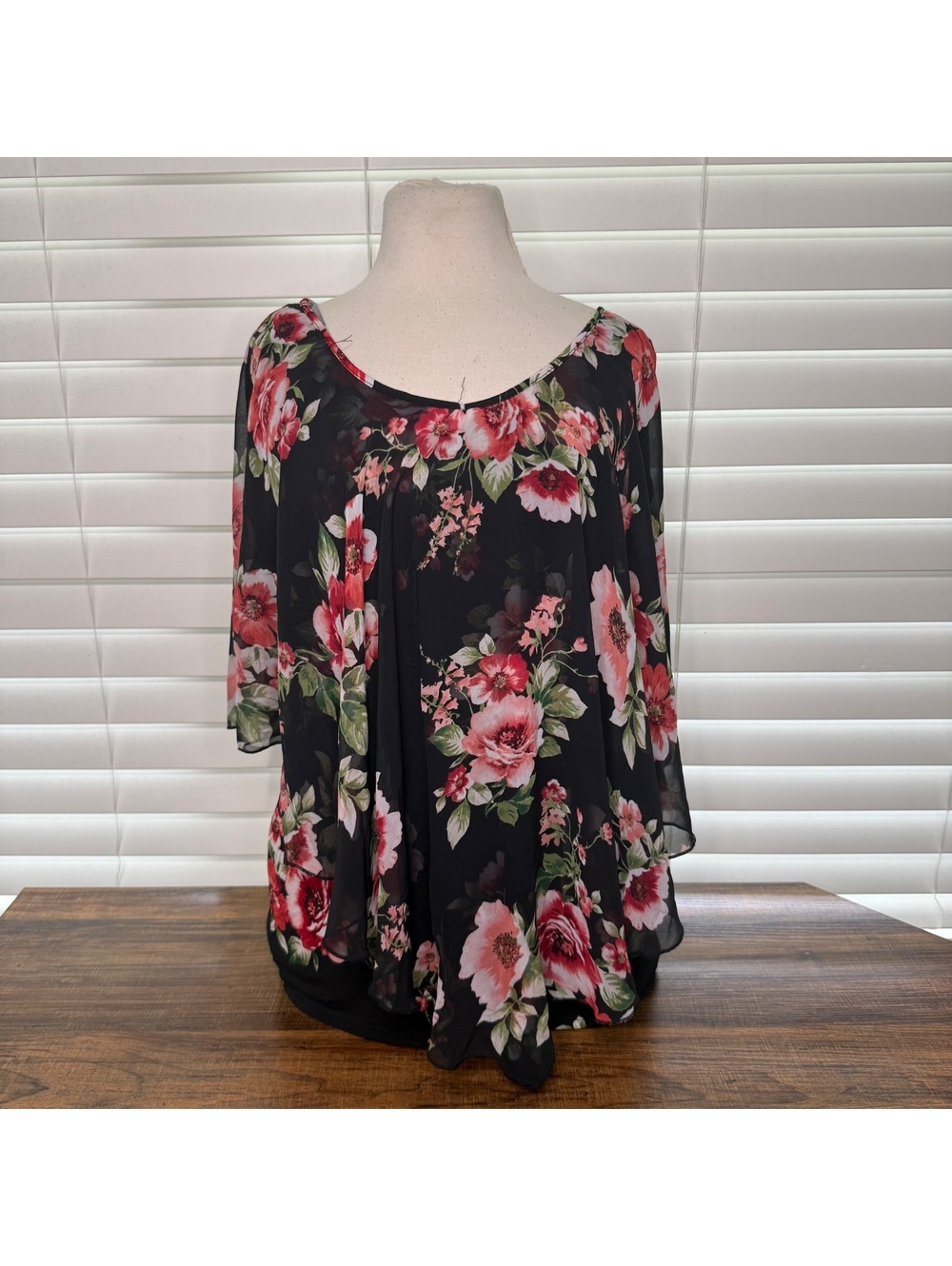 Adele & May Black Floral Sheer Top Size XL